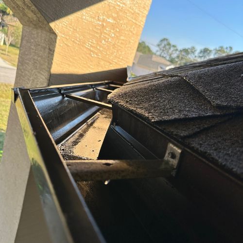 Gutter Cleaning in Flagler County